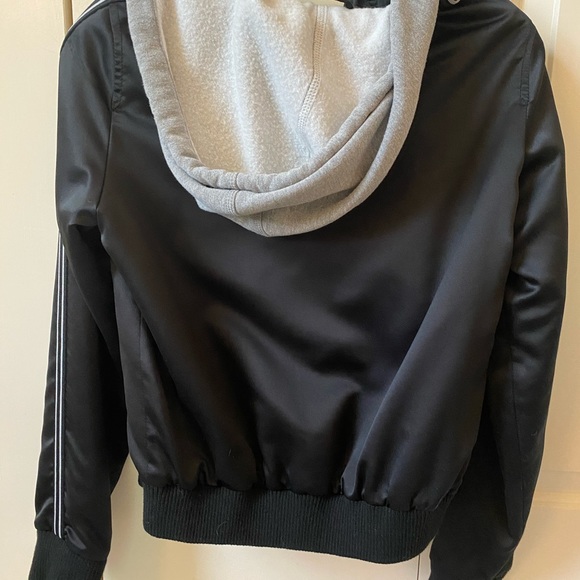 American Eagle bomber jacket - Picture 3 of 4